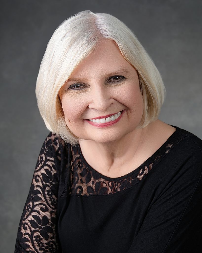 Eva Marie Poche Evans