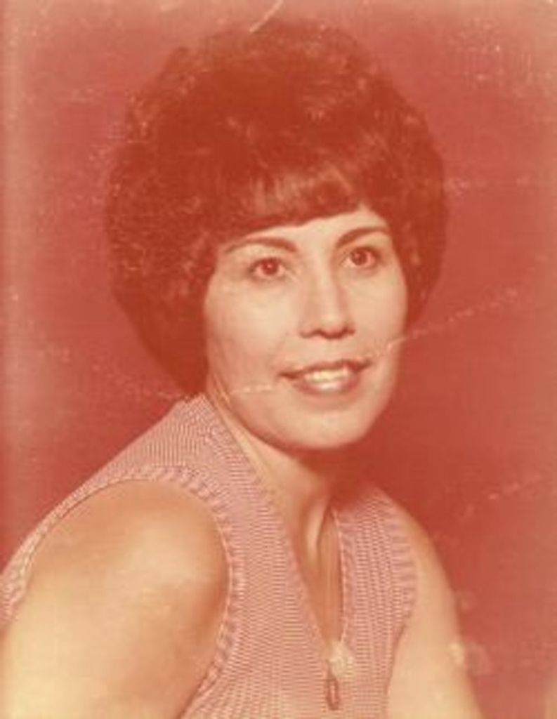 Oralia Flores Profile Photo