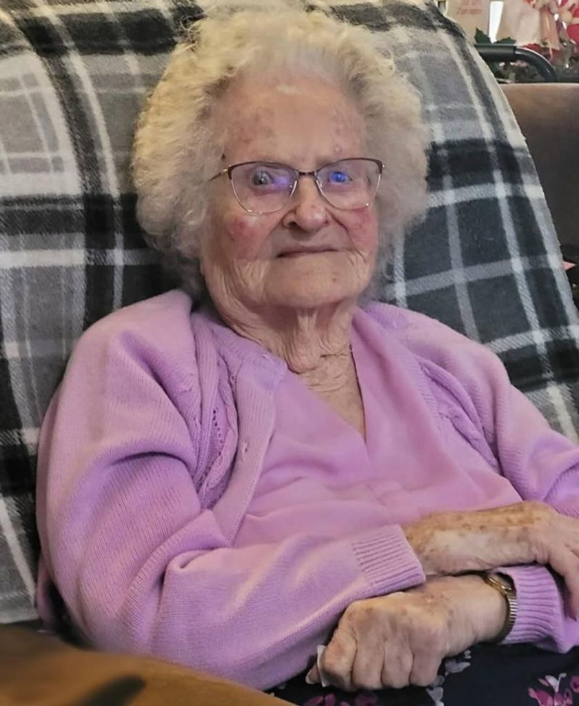 Sophia "Maxine" Collins