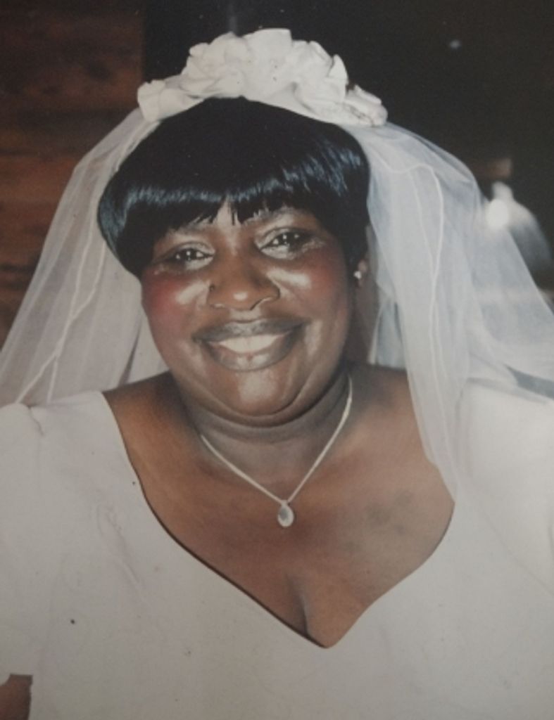 Lottie M Mcmillan Profile Photo