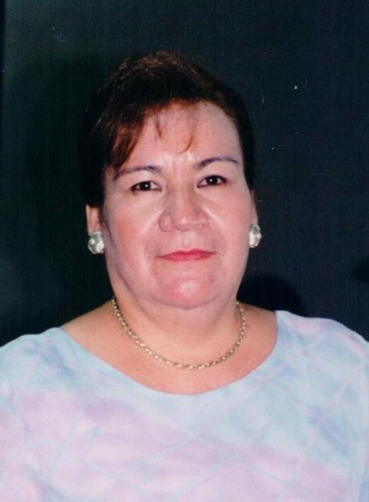 Julia Hernandez Profile Photo