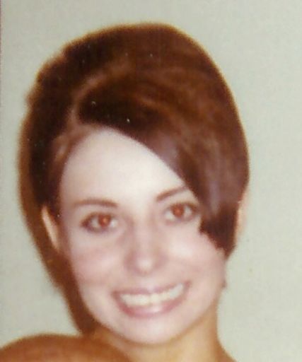 Linda Carol "Wendy" (Allen)  Martin photo gallery thumbnail 16 of 122
