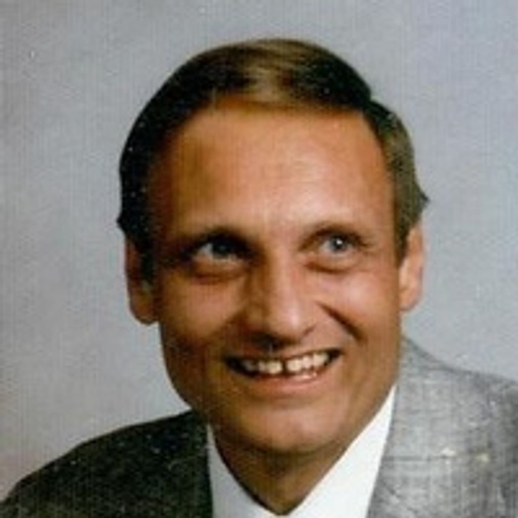 John  E. Marqullan  Jr.