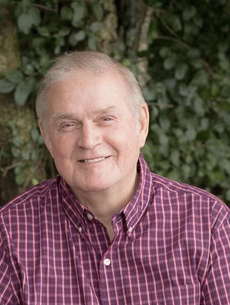 Robert J. Lindh, Jr. Profile Photo