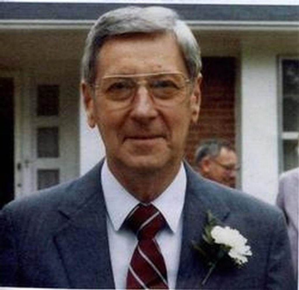 Malcolm M. Andrews