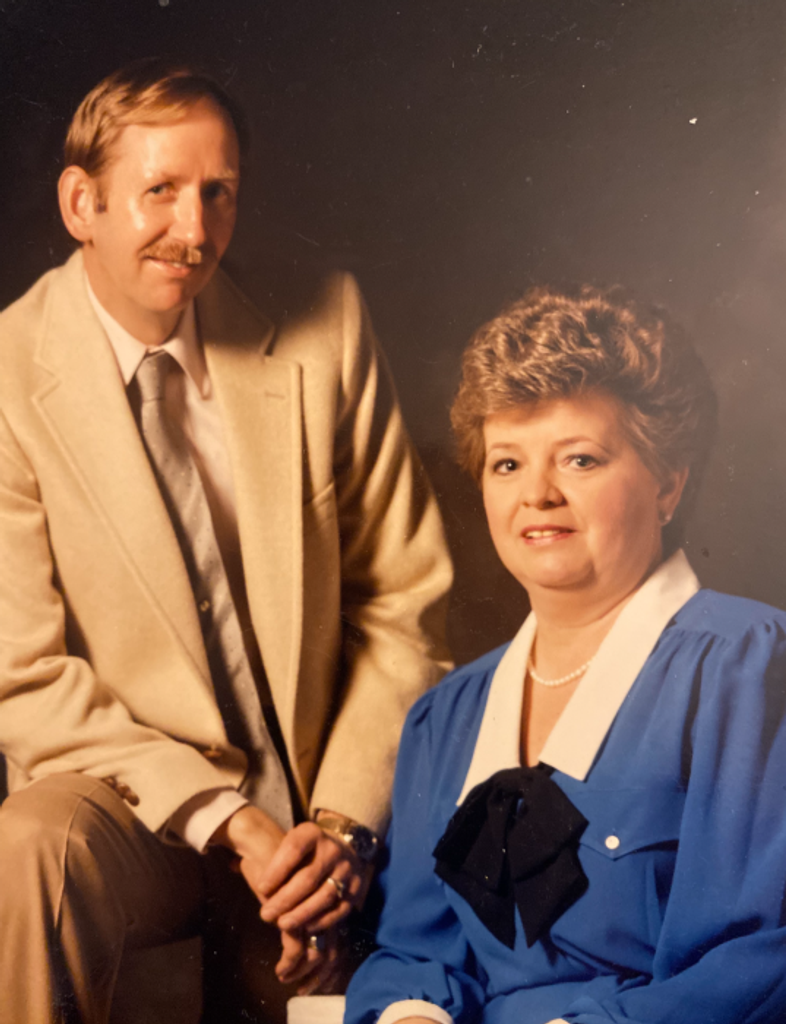 Linda Gayle (Cecil)  Hoosier