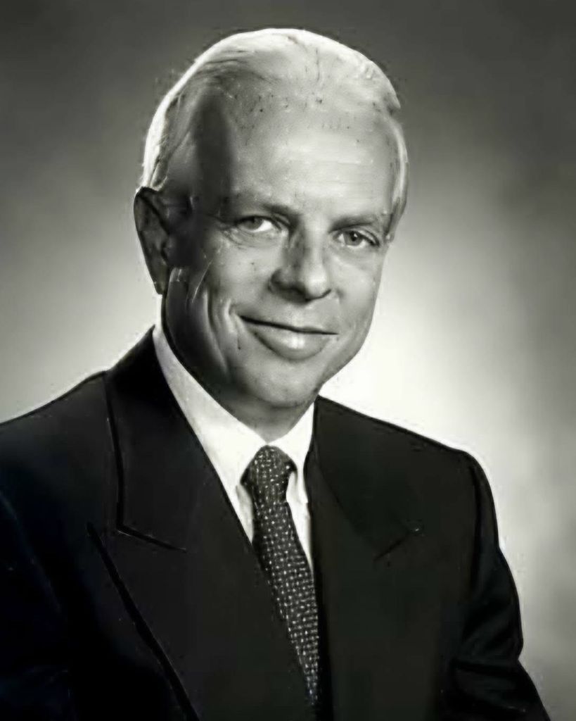 Dr. Robert Stirling Vineyard, Sr