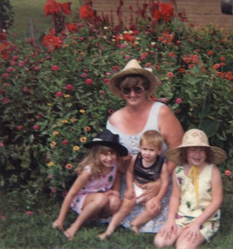Brenda (Akin)  Luttrell photo gallery thumbnail 35 of 50