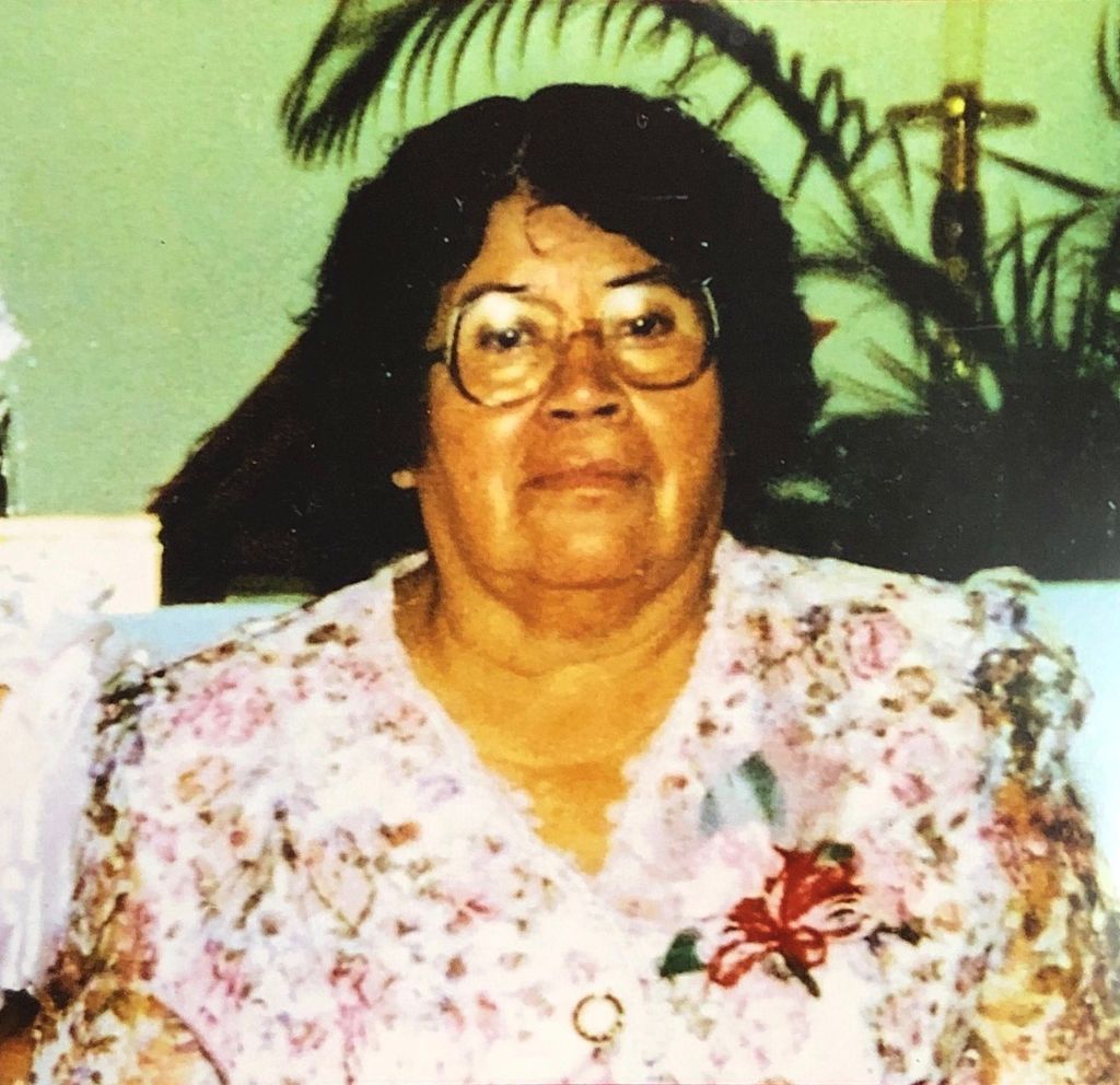 Manuela Valencia