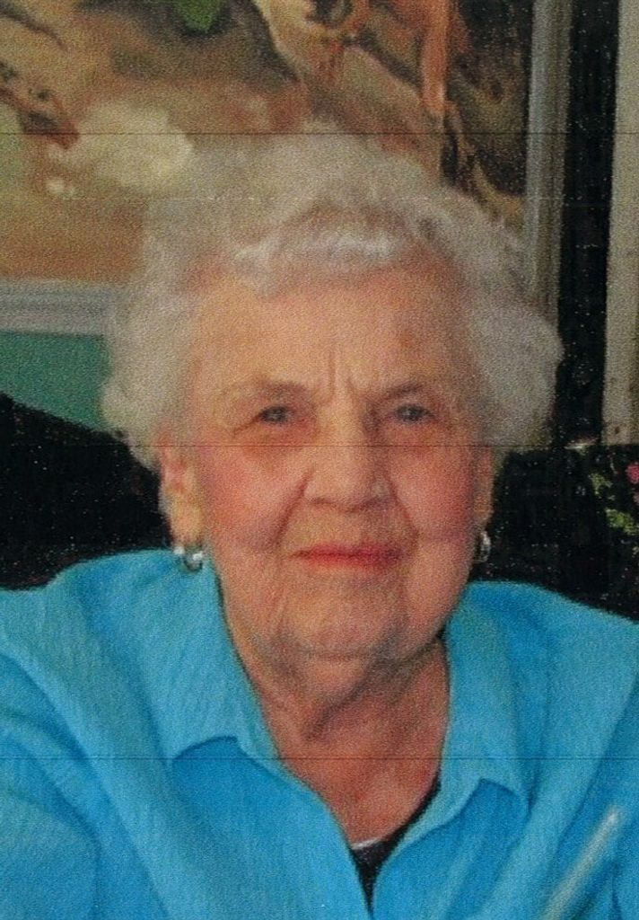 Alyce Elizabeth Standing Profile Photo