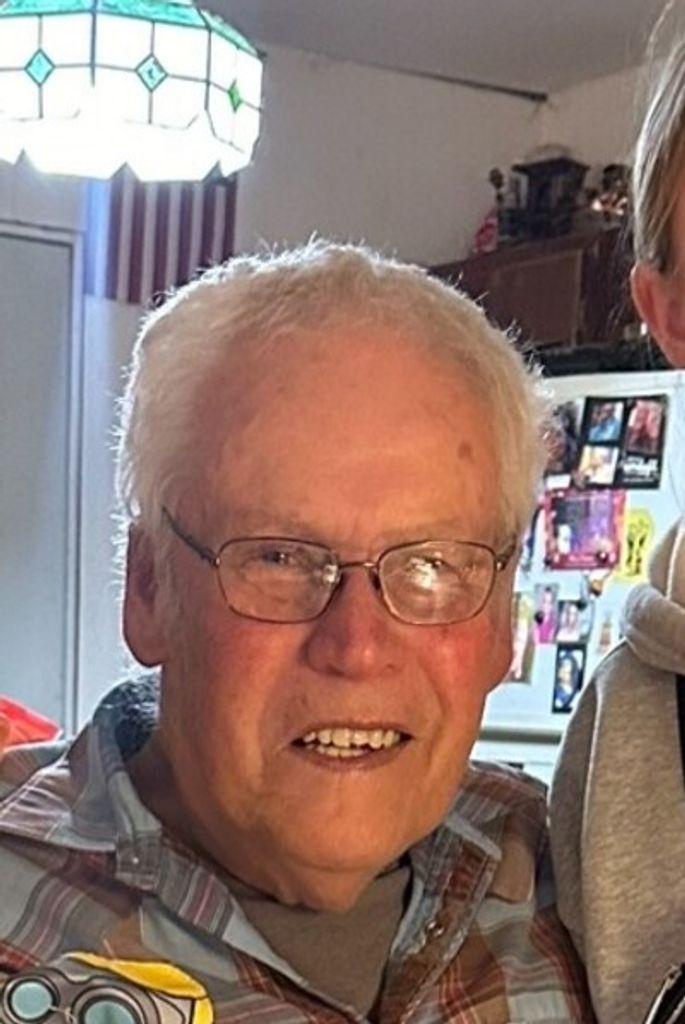 Larry Becker Profile Photo