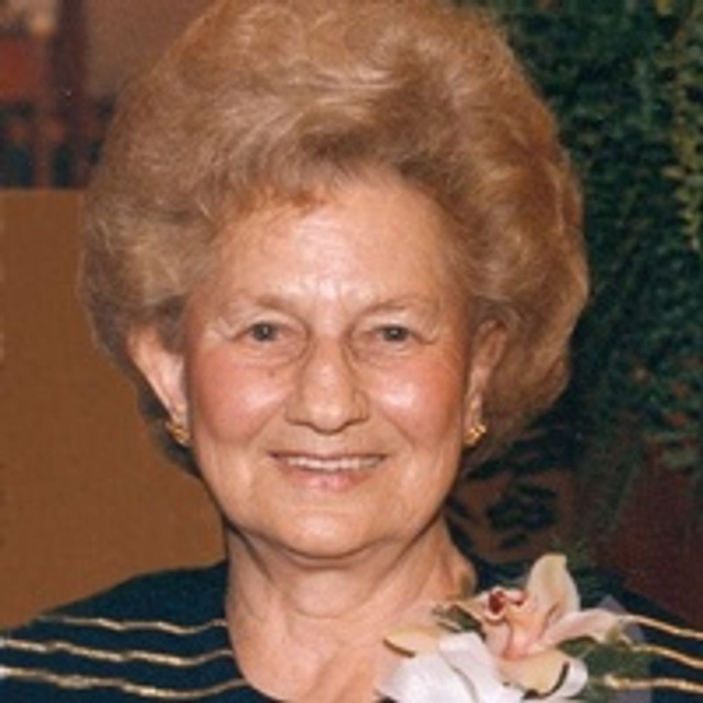 Nadine "Sis" Wilson