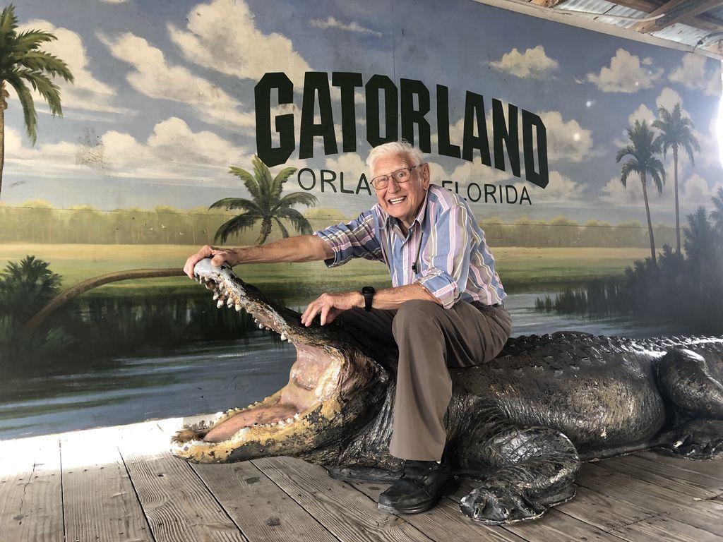 Leonard Will Bloomfield Profile Photo