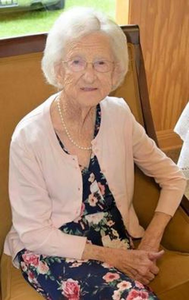 Nellie Elaine Russell Profile Photo