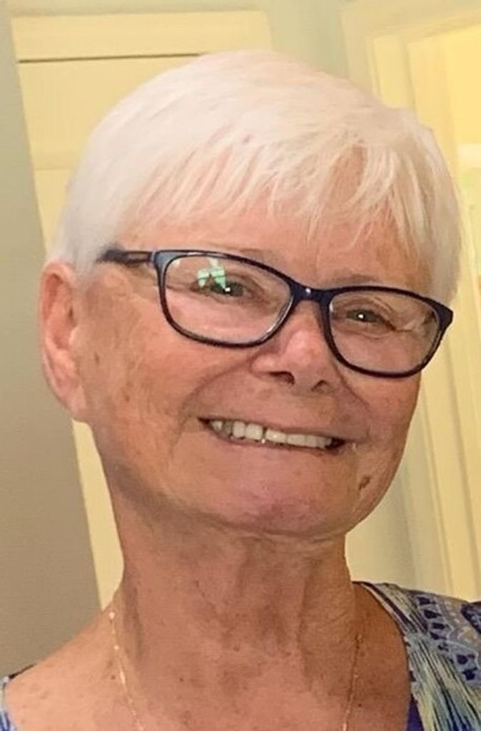 Faye Simons Mathis Profile Photo