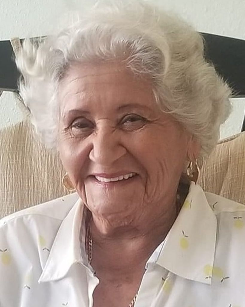 Ana Luisa Soto Gonzalez Profile Photo