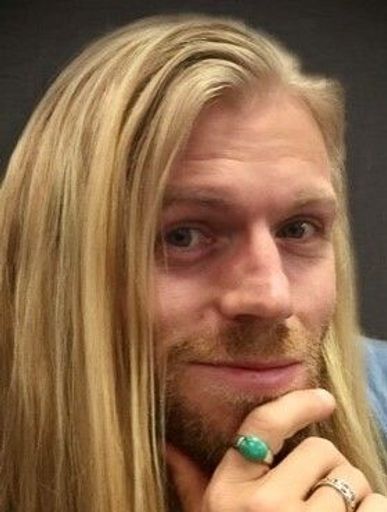 Derik Wayne Barton Profile Photo