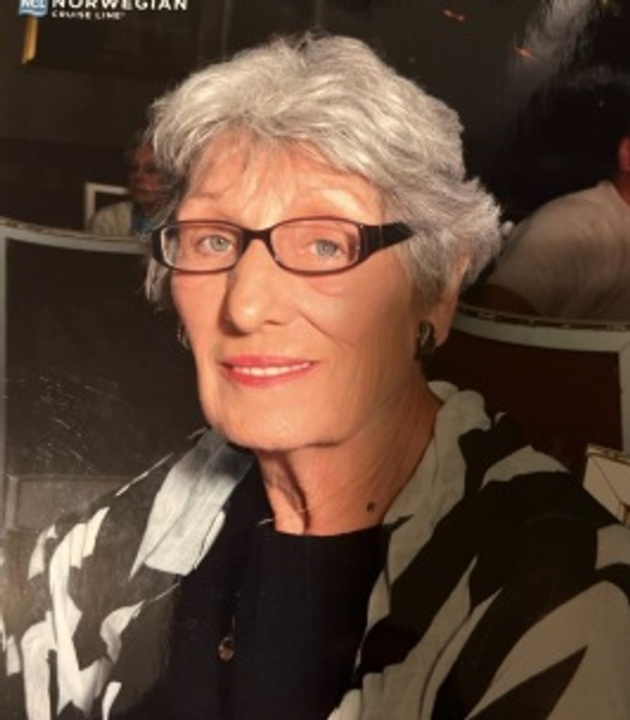 Mary Dineen Profile Photo