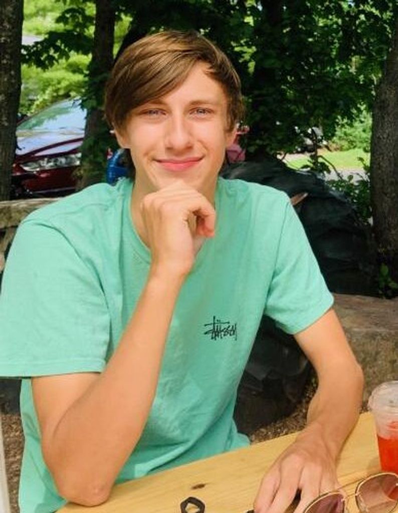 Leo Charles Swiatkowski Profile Photo