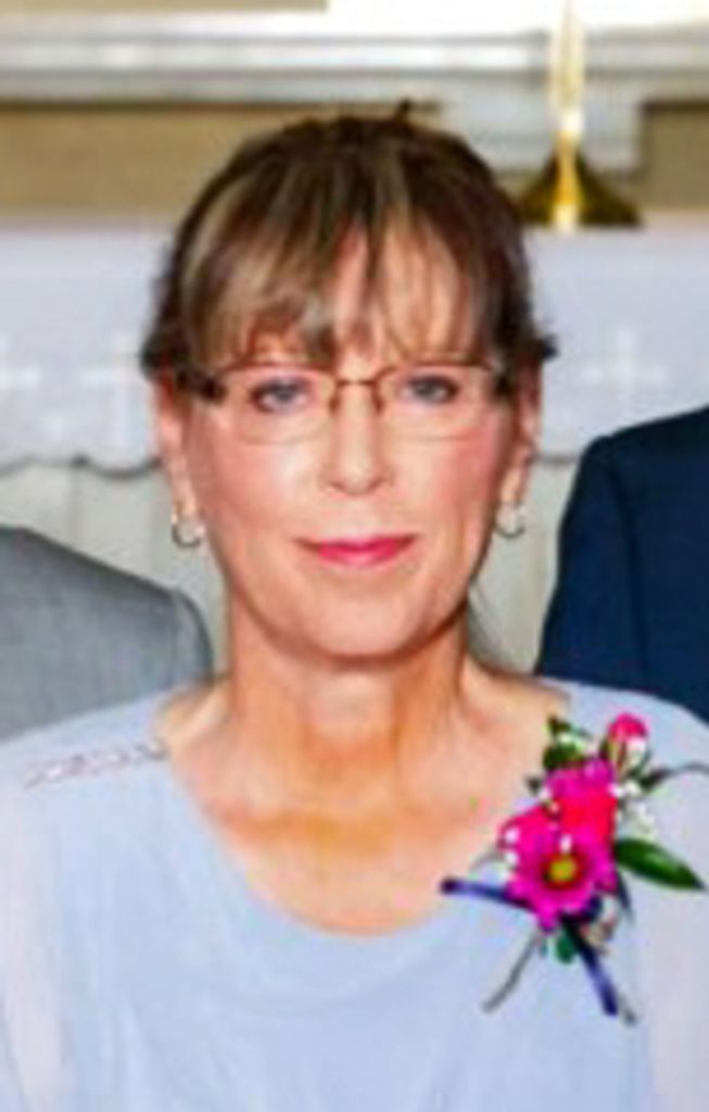 Lynn Lewis Profile Photo