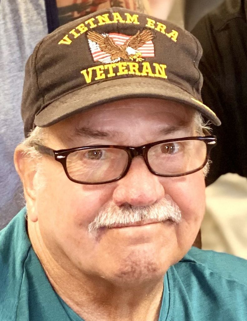 Robert J. "Bob" Combs, Sr.