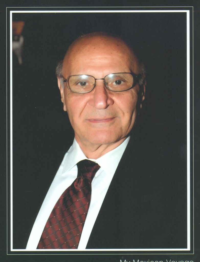 Michael Momeni Profile Photo