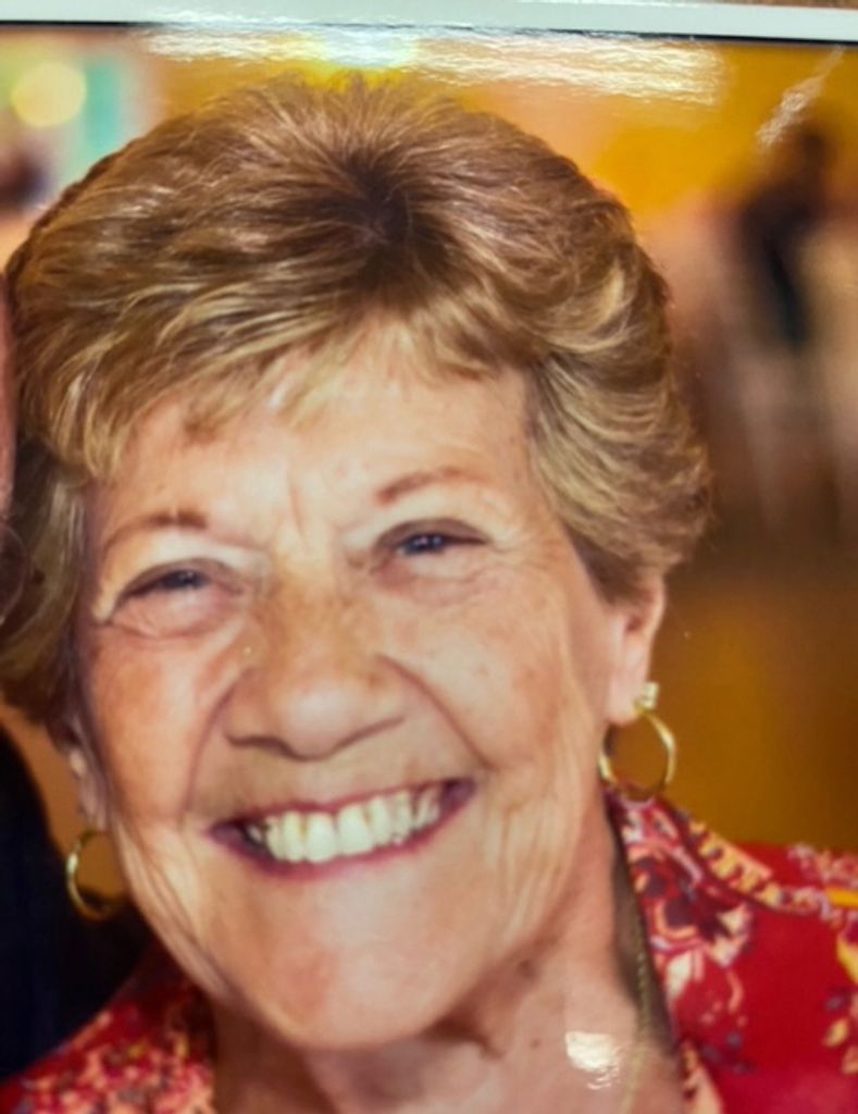Lillian Richards Profile Photo