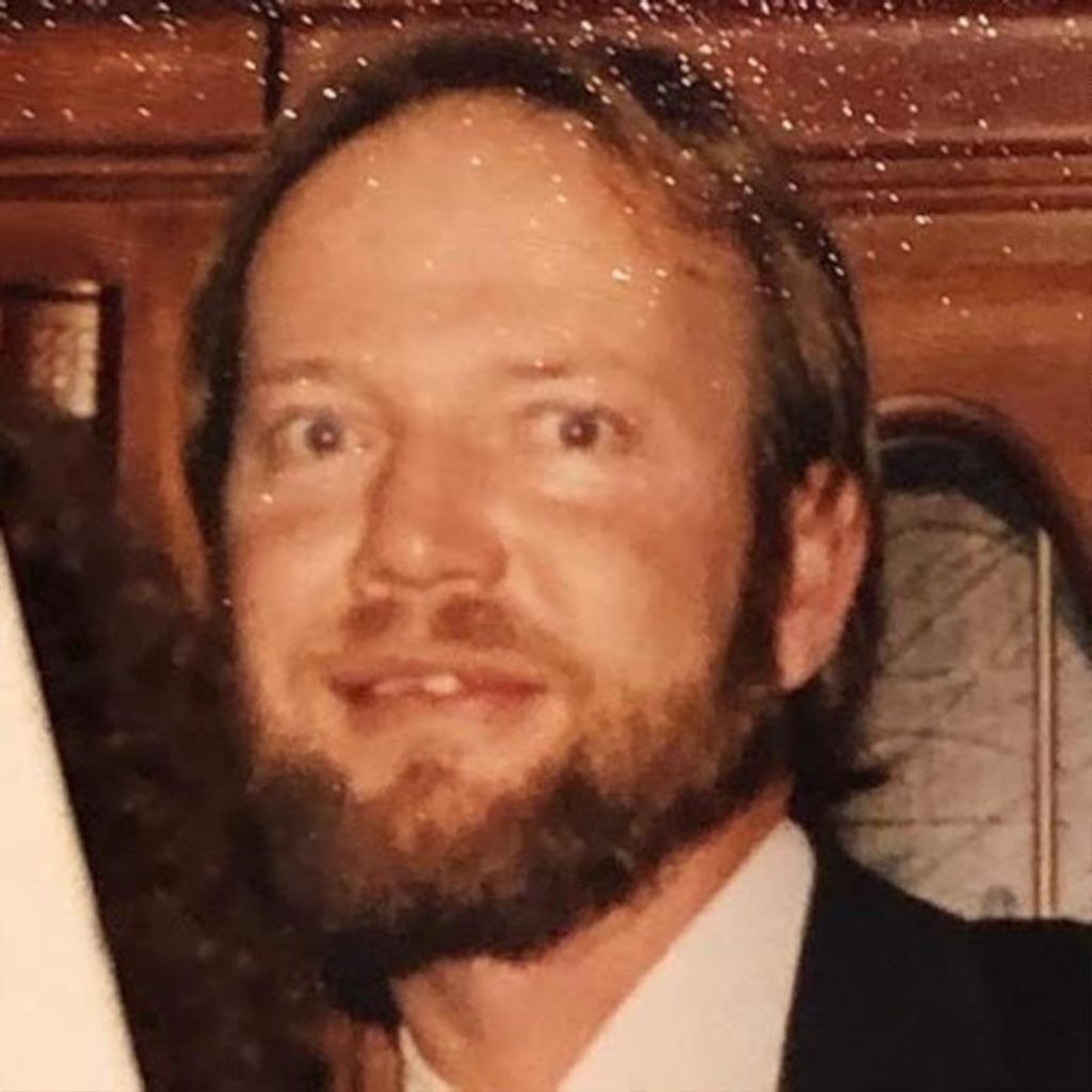 Stephen Algeo