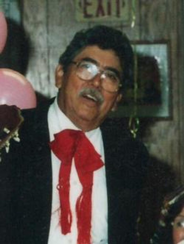 Guillermo Flores Profile Photo
