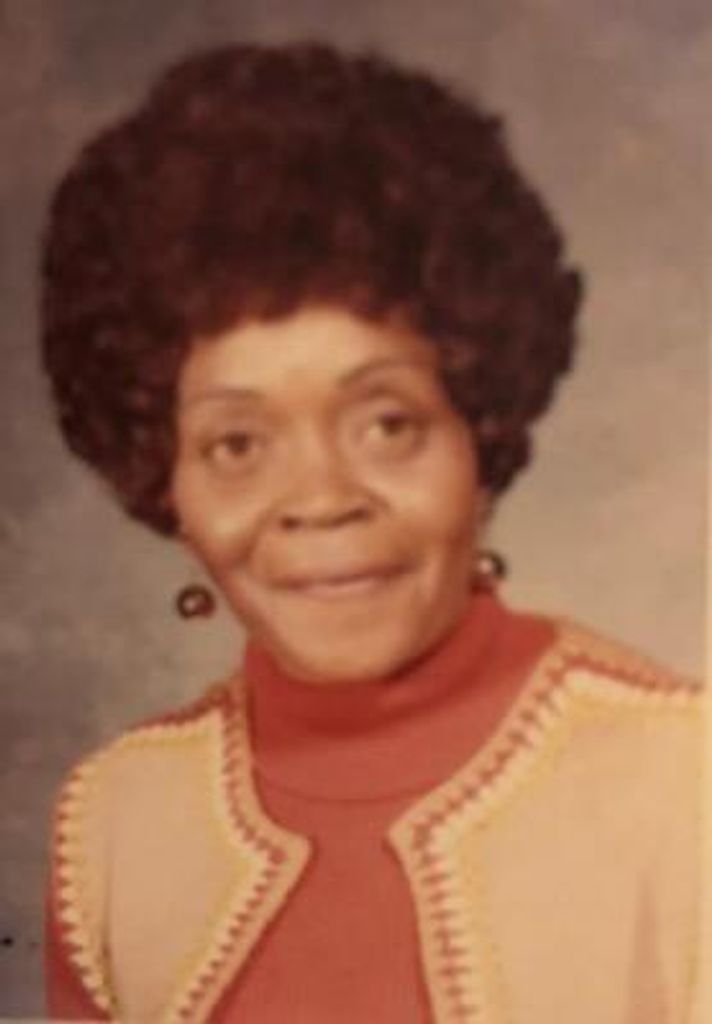 Maggie Lou Pyles Profile Photo