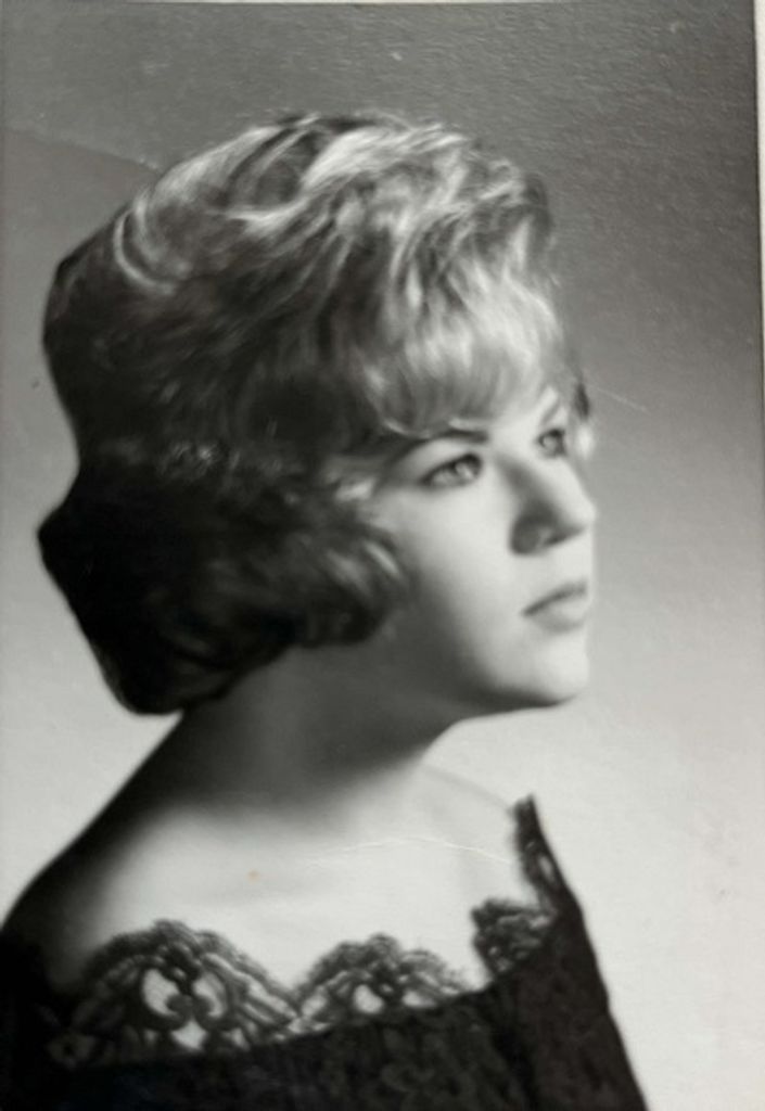 Carol Ann Freshwater Profile Photo