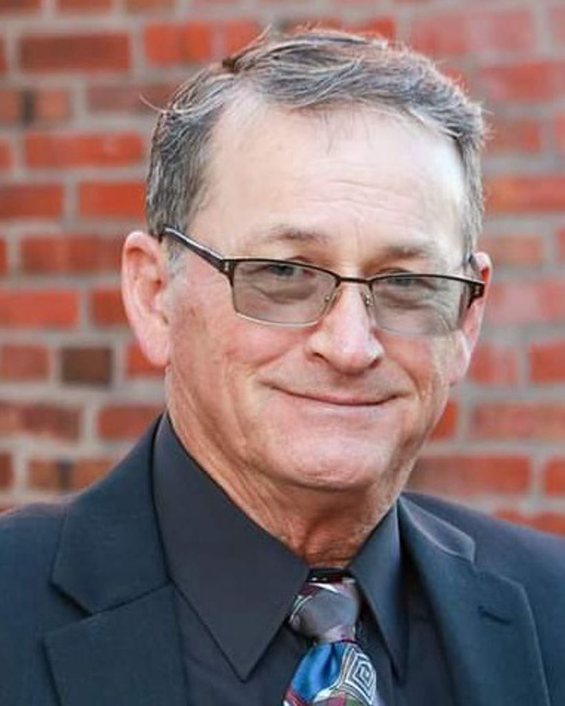 David L. Nicholas Profile Photo