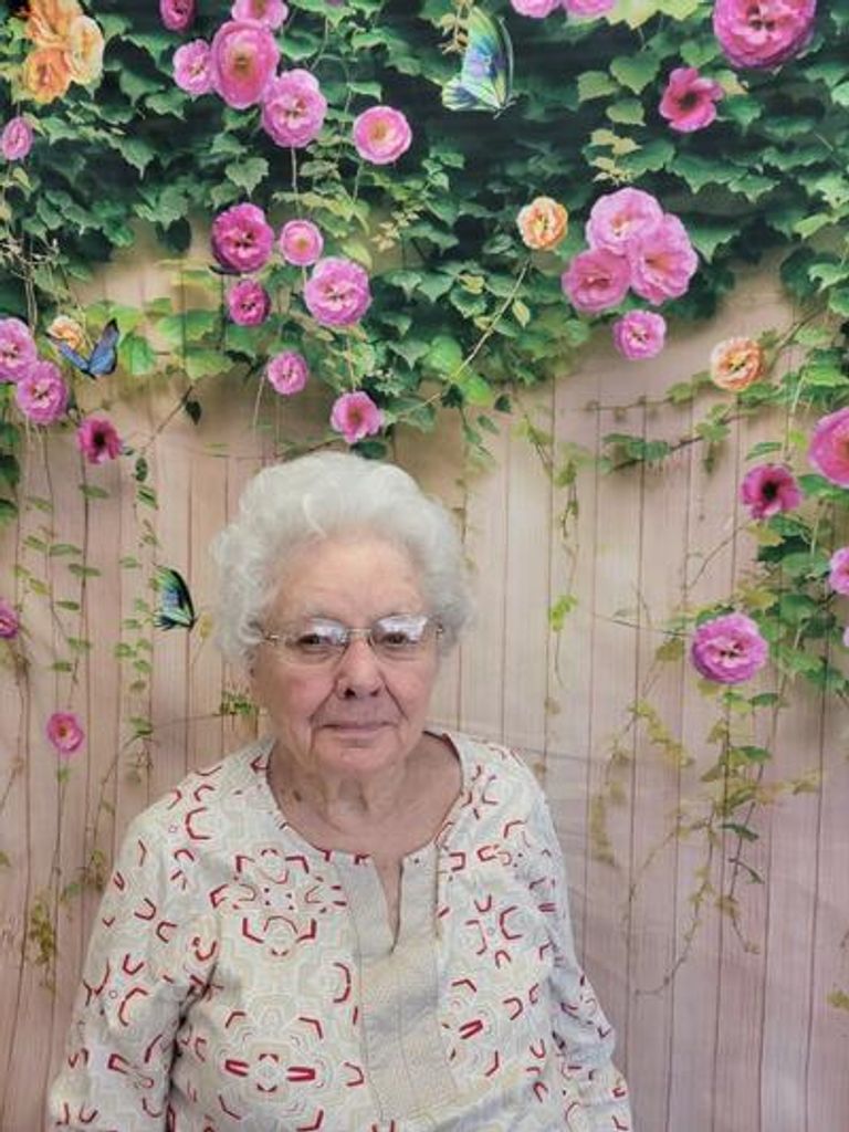 Betty Byrd Knight Profile Photo