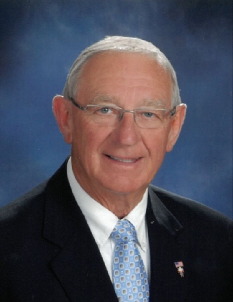 Robert L. Nikolay Profile Photo