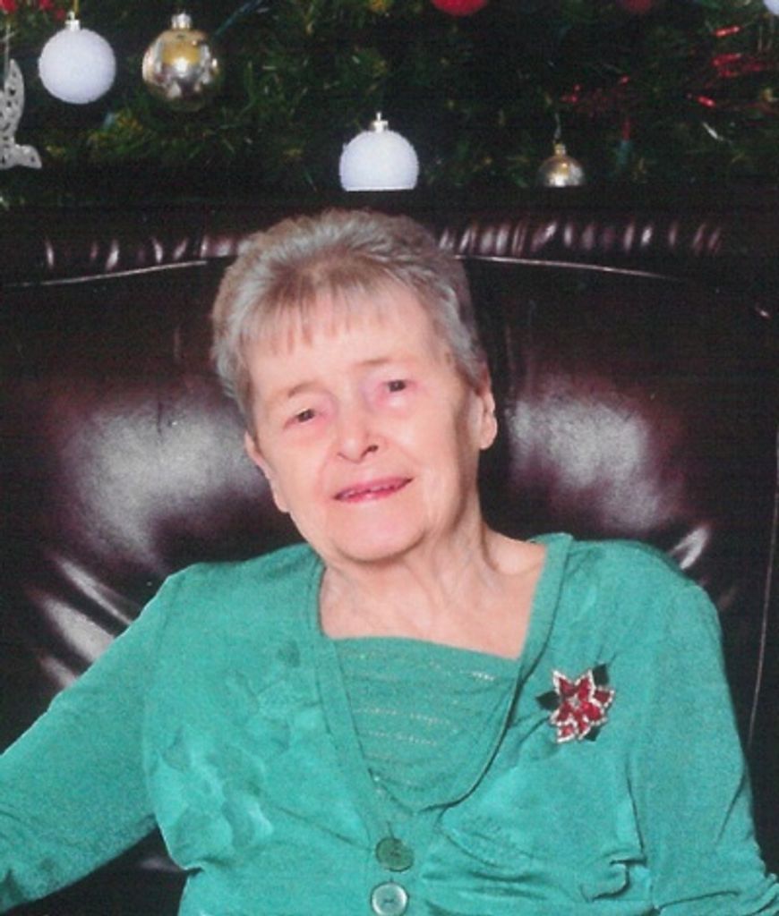 Lena Maud Billard Profile Photo