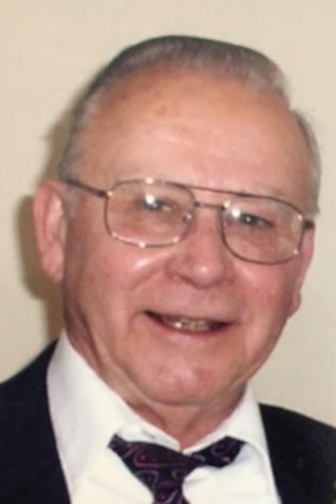 Arthur E. Mills Profile Photo
