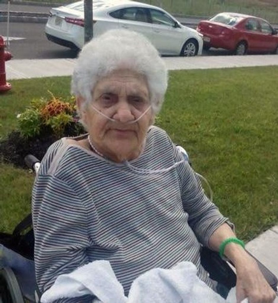 Lidia M. Nunez