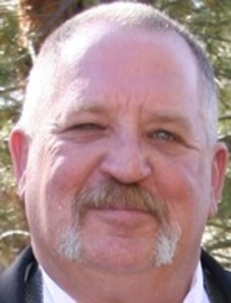 Curtis L Kinney