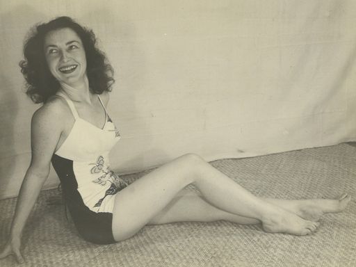 Grace Porter photo gallery thumbnail 60 of 77