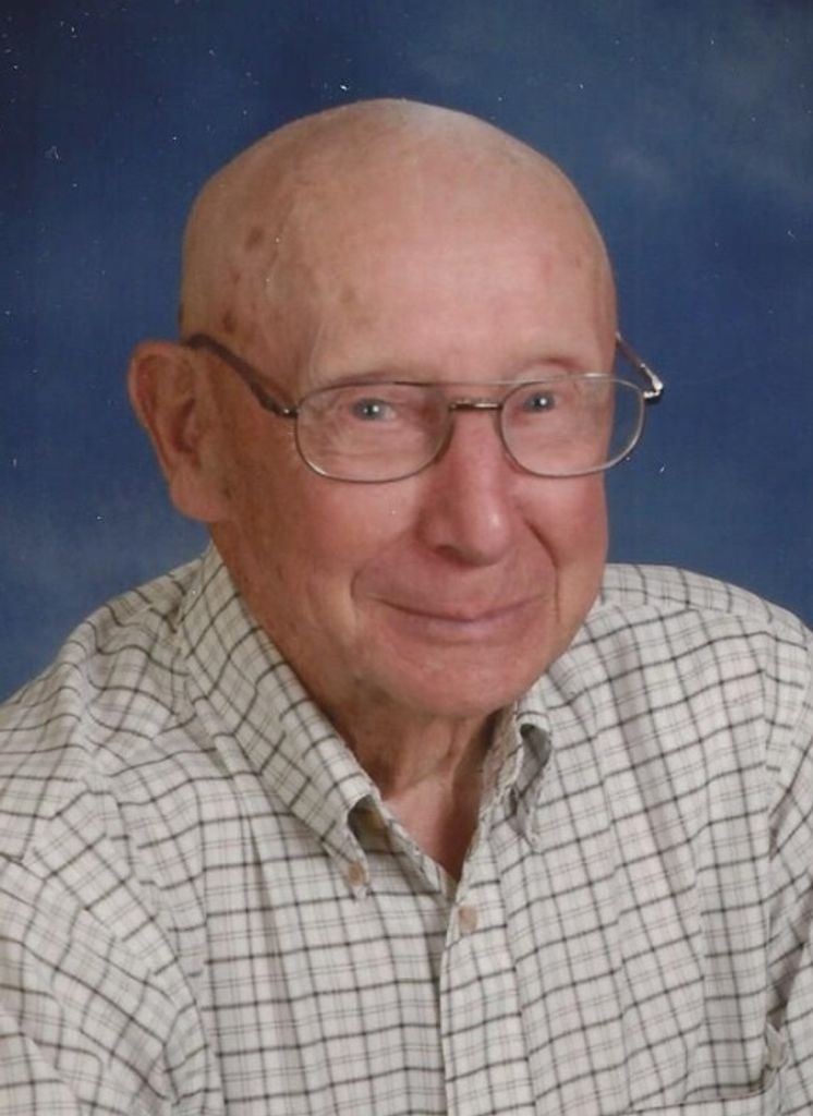 Lynn V. Kemp