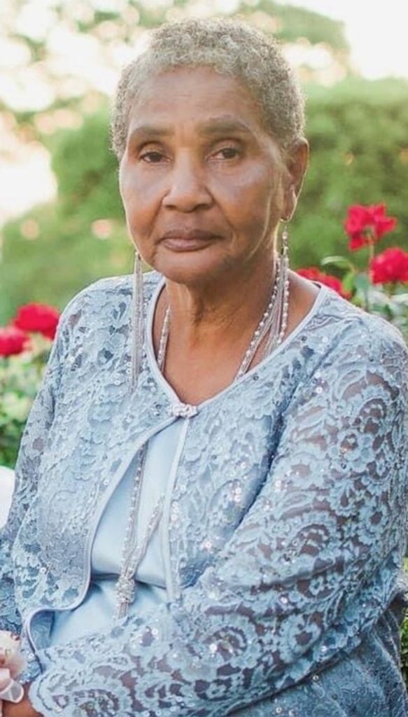 Brenda J Castleberry