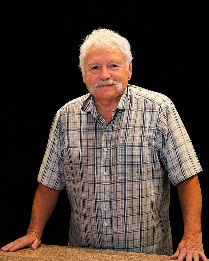 Lowell Lawrence Berry Profile Photo