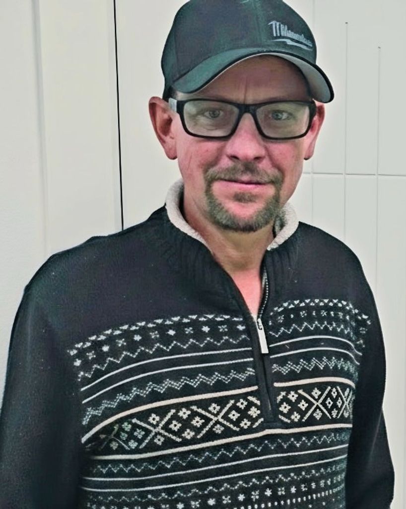 Derek John Peart Profile Photo