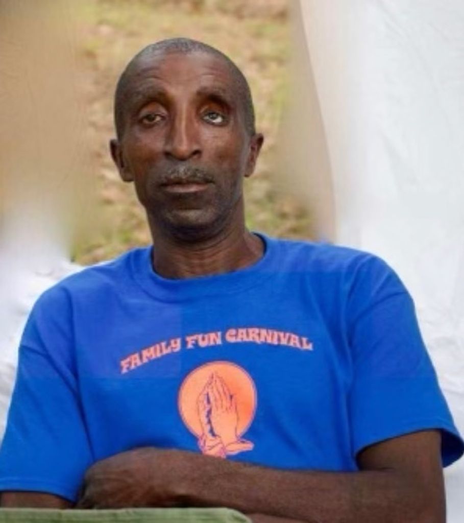 Lee Willie Lovett Profile Photo
