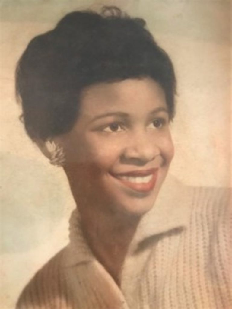 Della Embray Profile Photo