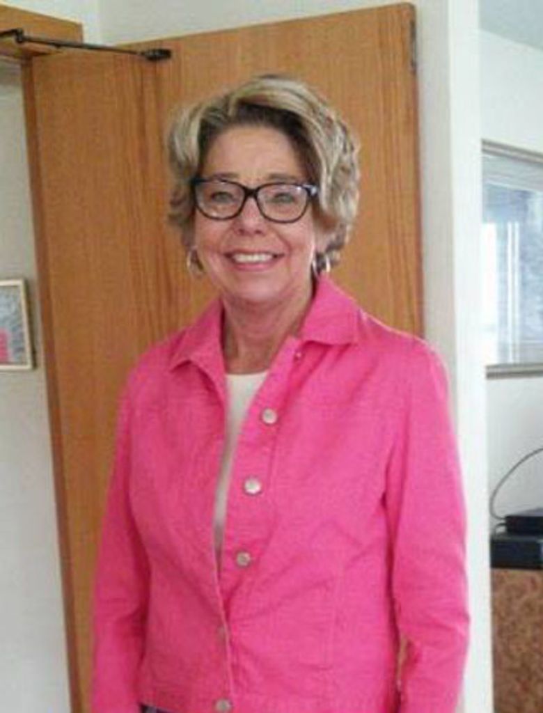 Suzanne Frances Magnuson Profile Photo