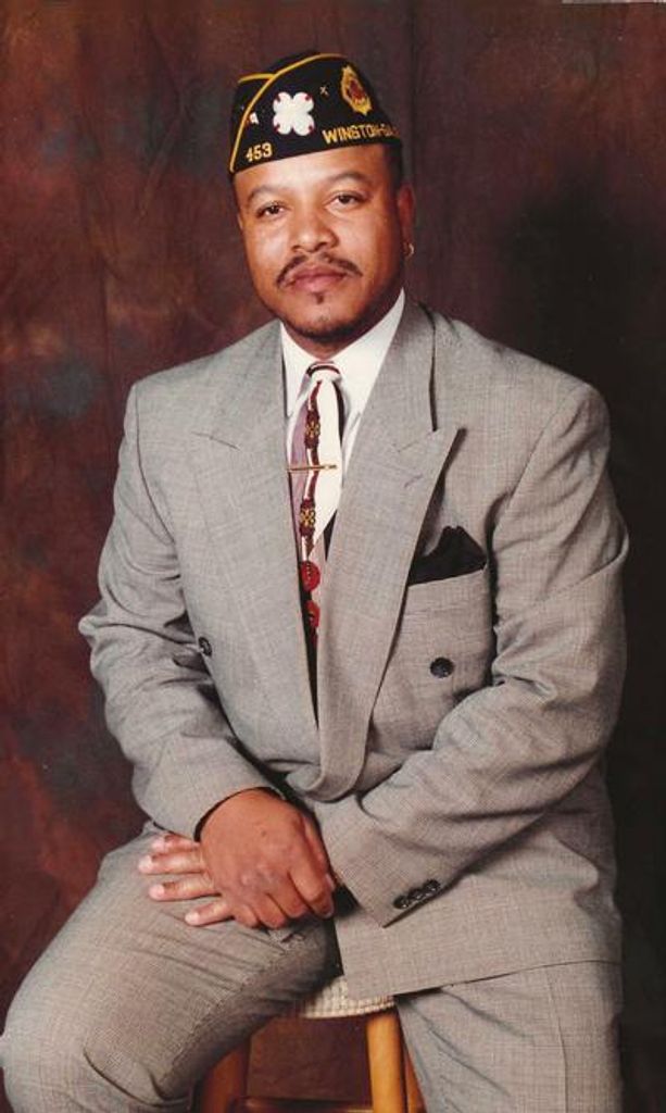 Dwayne Hughes Profile Photo