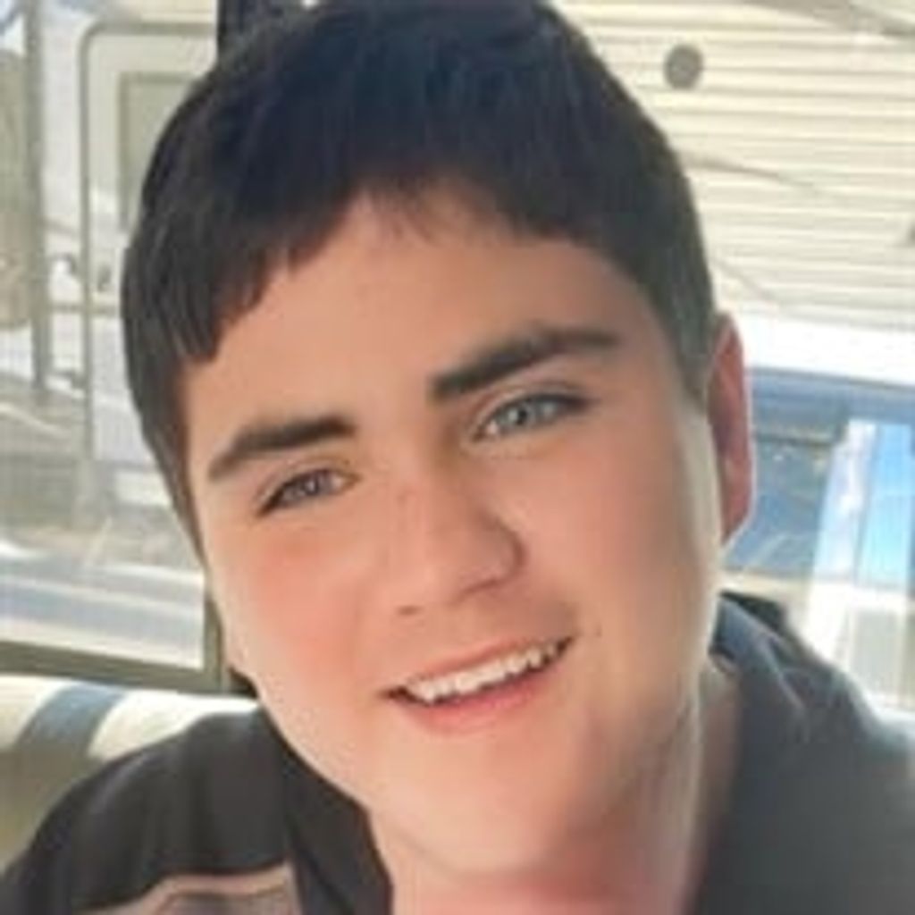 Luke James Martin Profile Photo
