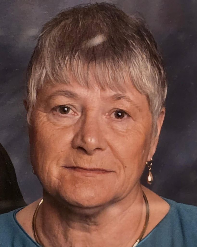 Anna Hartwig Profile Photo