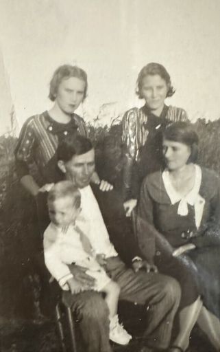 John Emory Seay photo gallery thumbnail 3 of 42